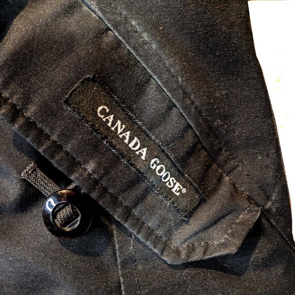 Canada Goose Black Women’s Size SMALL Down Kenton Parka - Picture 6 of 10